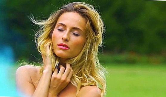 Jessica Lynn в домашним сексе на кравати, порно видео