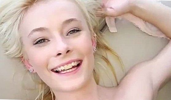 Превосходно ублажила обоих парней, порно видео